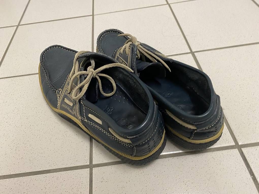 Chaussures hommes: Mocassins bleus 42 – D'occasion à Lausanne par Mikael_Druid 2