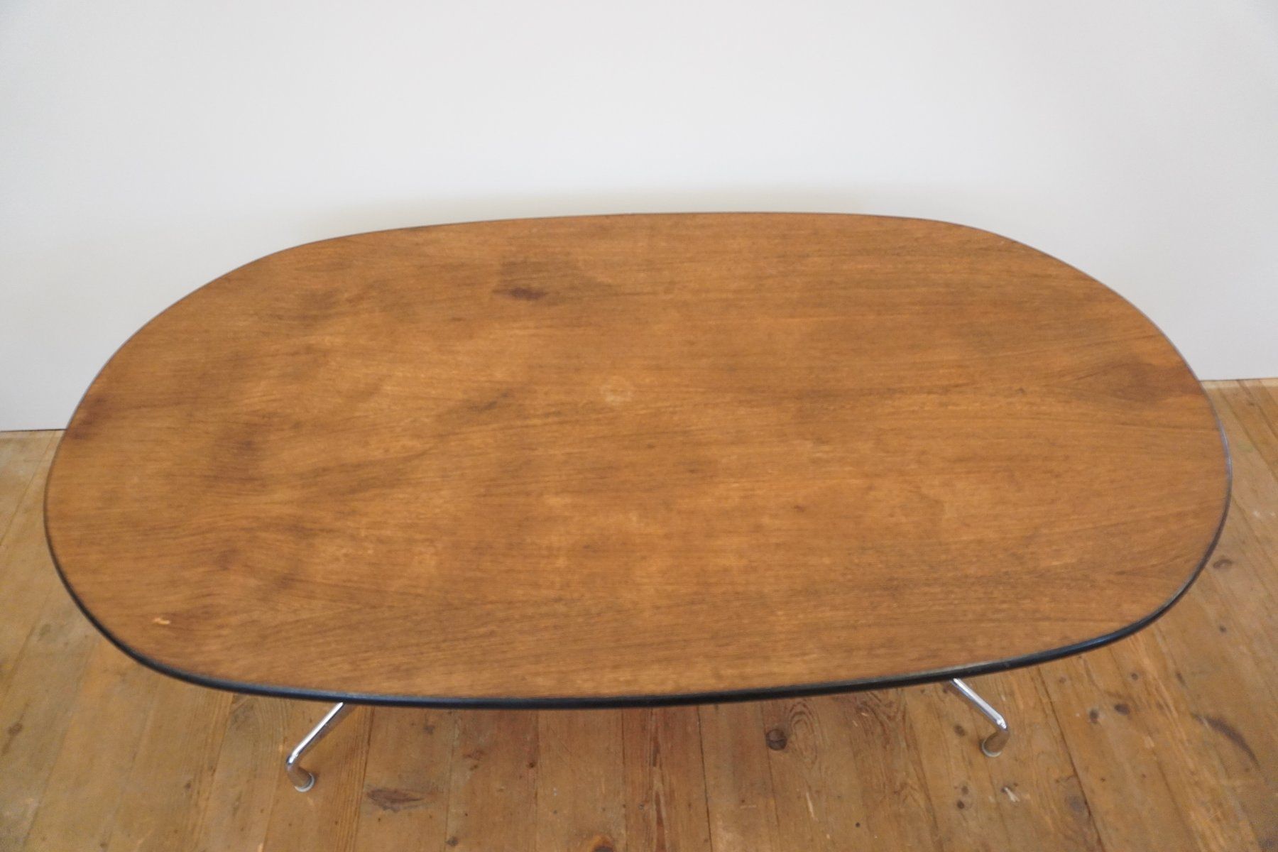 Vitra Tables: Vitra Eames Segmented Table 180 x 97 cm – D'occasion à Bad Zurzach par QLASSIQ 2