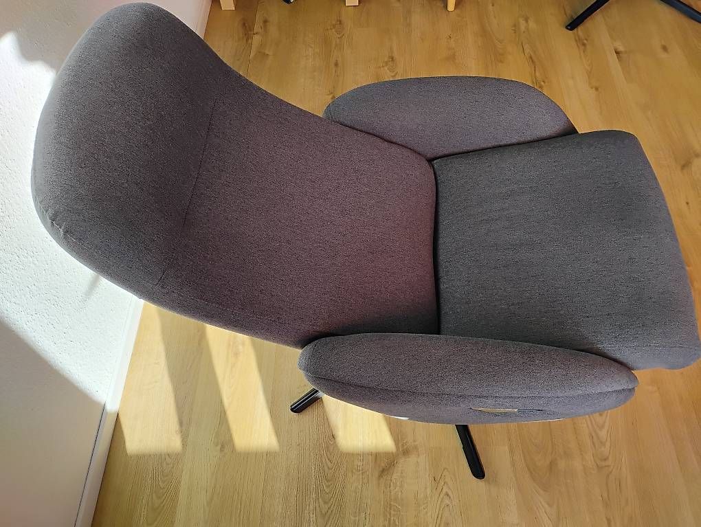 Poltrone: Relaxsessel + Hocker kostenlos dazu – Usato da Giswil venduto da Anubis20 2