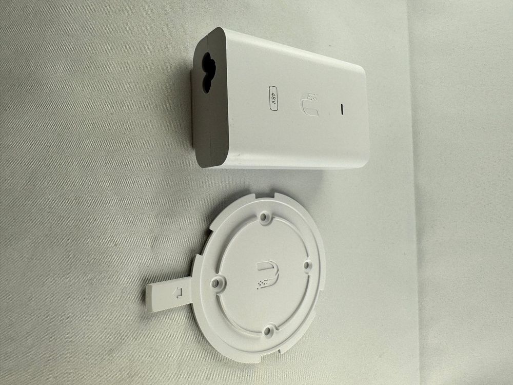 Access Point UniFi UAP-AC-LR & 48 Volt PoE Injector (Gebraucht) in ...