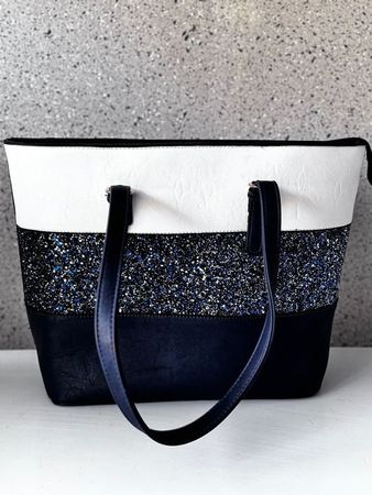 Schicke Damen Handtasche / Schultertasche, neuwertig, bla...