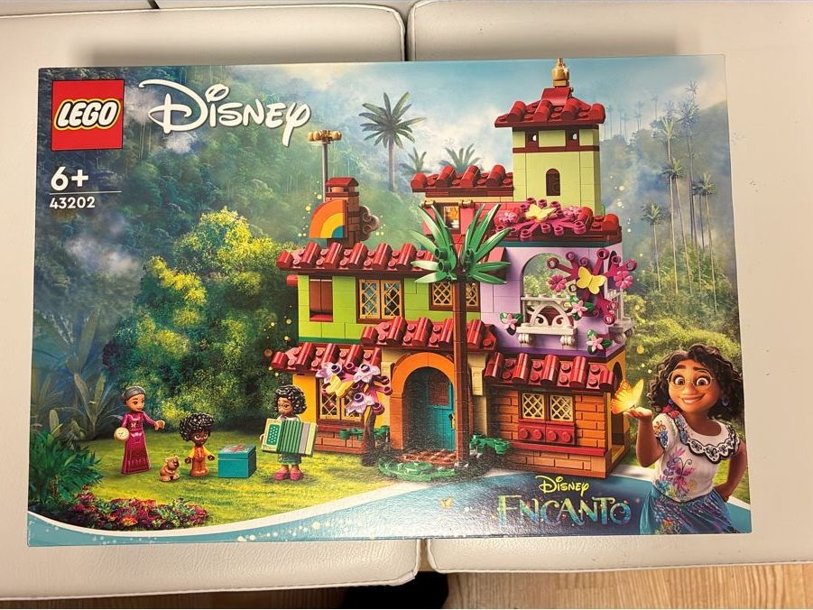 Lego Kit di costruzioni: LEGO Disney Encanto 43202 6+ neu – Nuovo e nell'imballaggio originale da Zürich venduto da m7lx