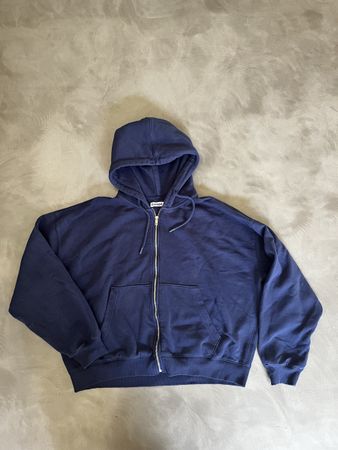 Veste zippée à capuche bleu marine