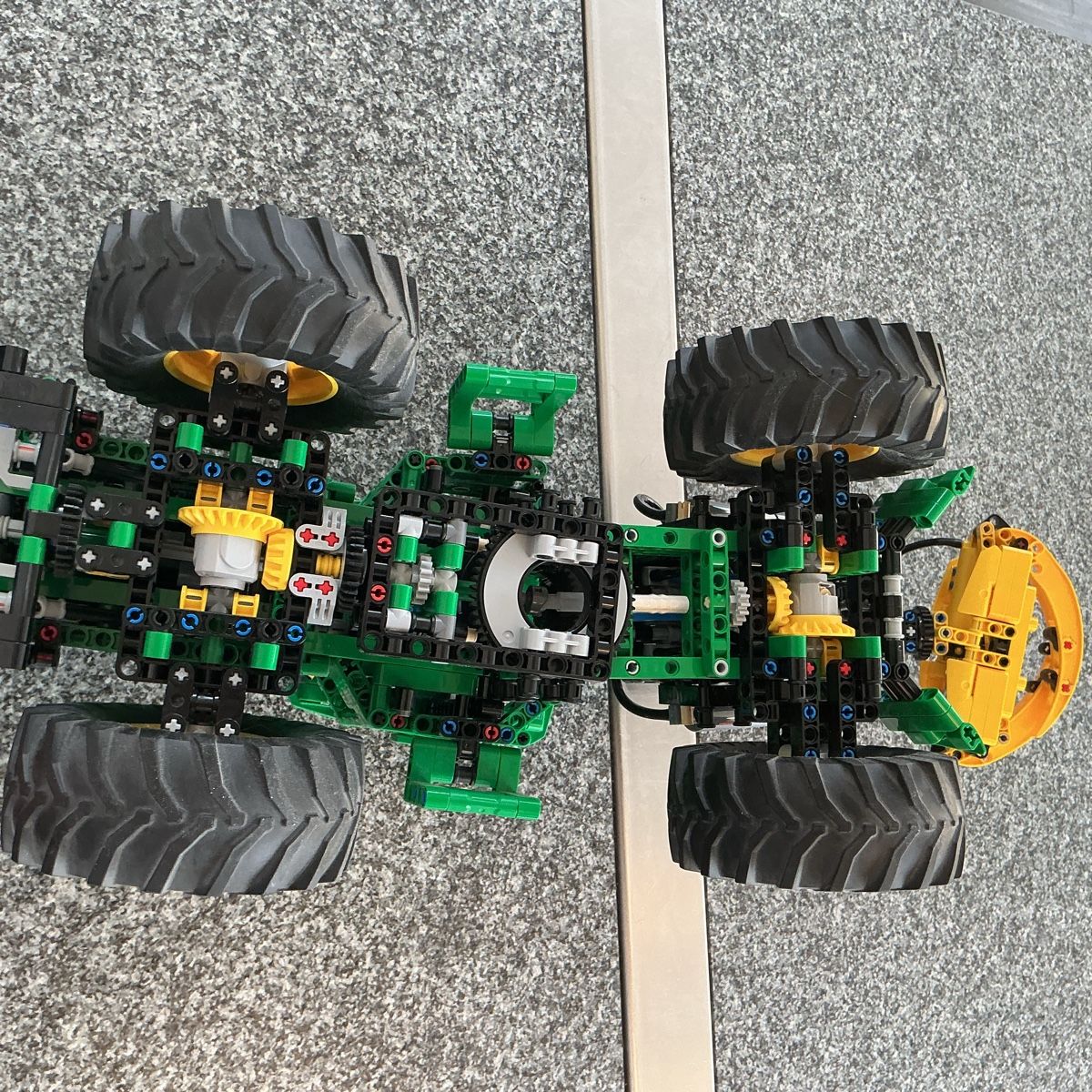 Lego Giocattoli: Lego Technik John Deere – Usato da Waldkirch venduto da Blondie13 3