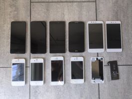 Lot von zehn gebrauchten iPhones und Android Handys