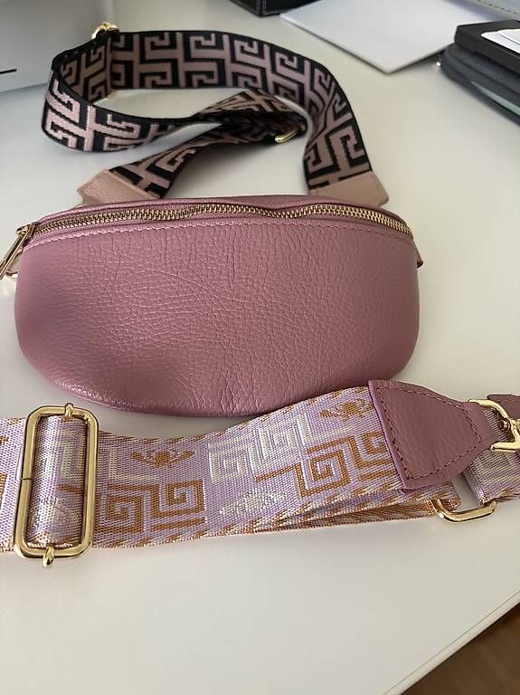 Taschen für Damen: Neue Ledertasche mit 2 Wechselgurten – Gebraucht aus Schwerzenbach von Monalisa35