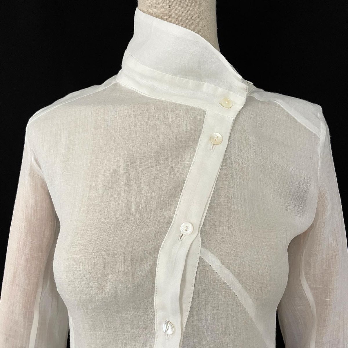 Blusen: ALEKSANDR MANAMIS Exclusive Asymmetric Shirt – Neu (gemäss Beschreibung) aus Emmen von Avviivva_Com2023 1