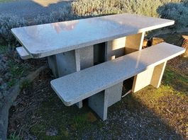 Table granit