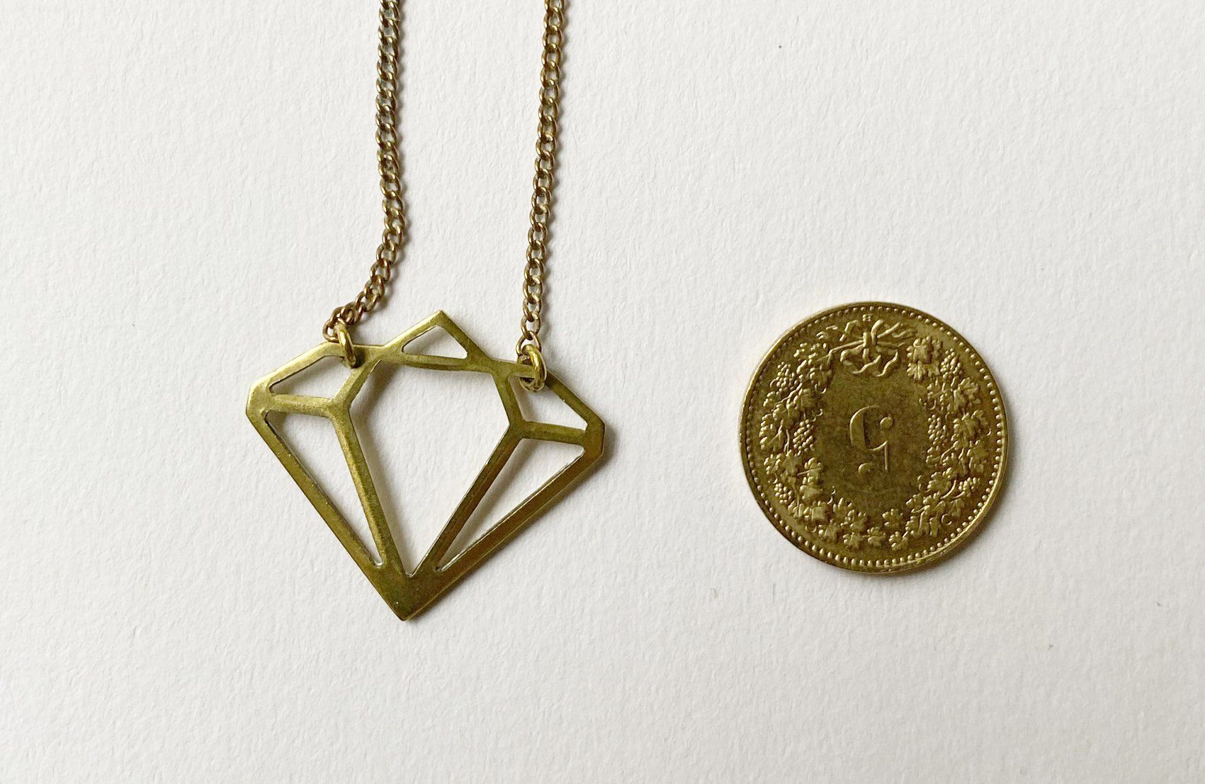 Ketten: Vergoldete Halskette in Diamantform – Gebraucht aus Zürich von mint02 1