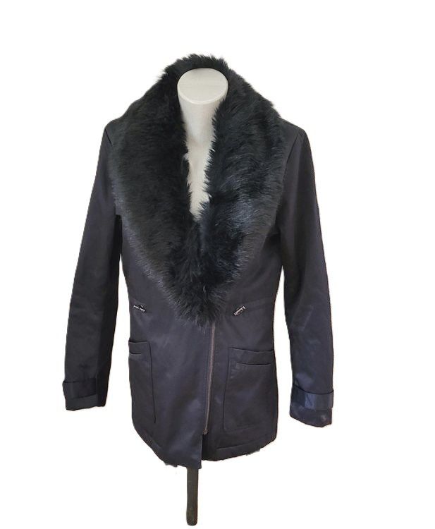 Jacken: schwarze Jacke CAROLL Gr. 38 – Gebraucht aus Füllinsdorf von Sunnebliemli7