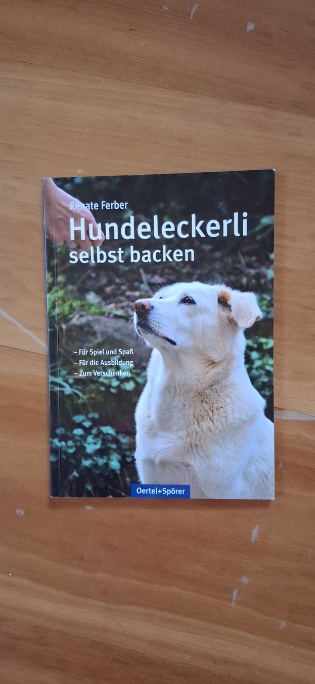 Libri: 2 Bücher Hundeleckerli selber machen – Nuovo (secondo la descrizione) da Wuppenau venduto da Jaqueline 1