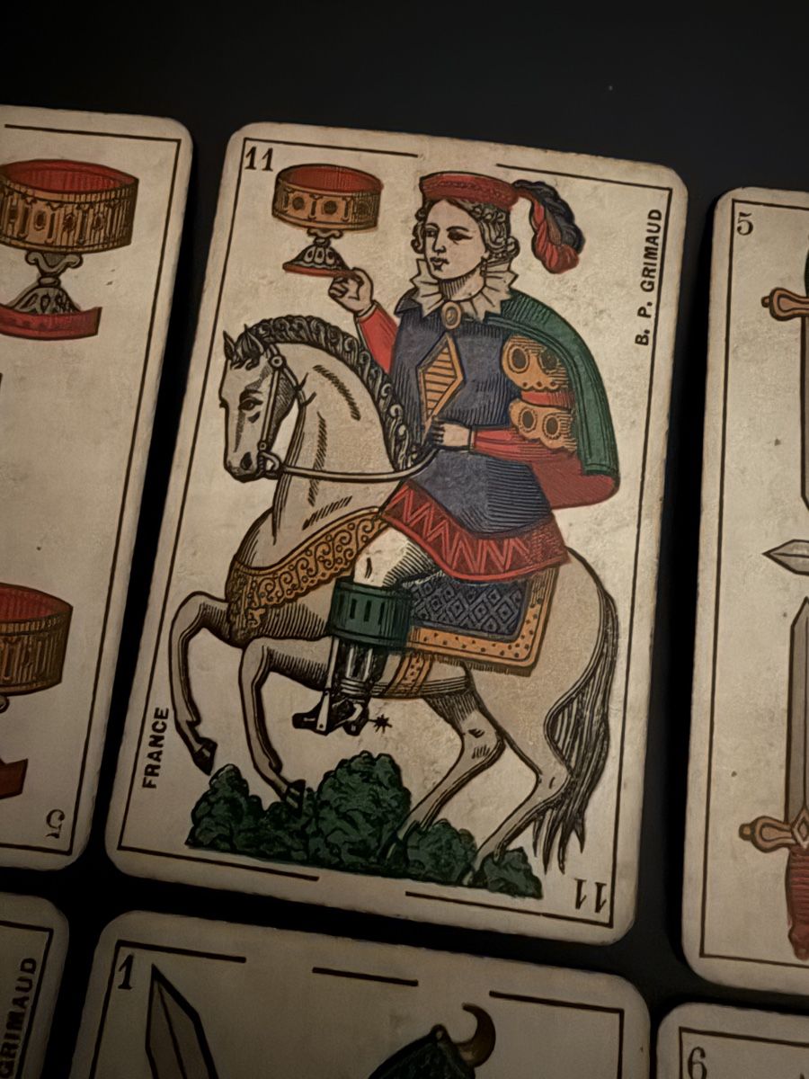 Karten:  9 antike Spielkarten  – Gebraucht aus Luzern von downtonabbey 4