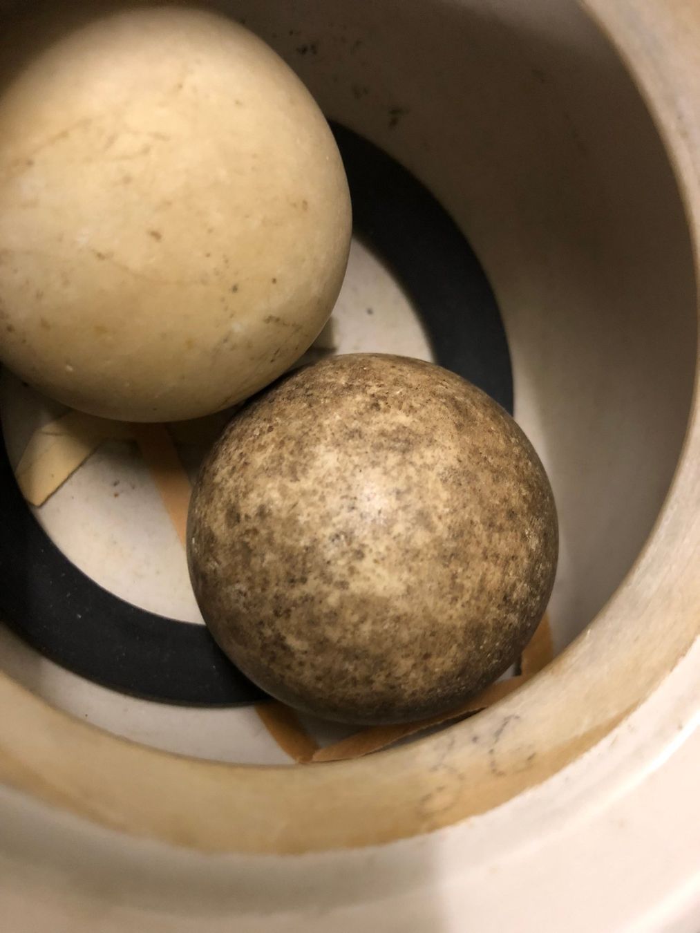 Sonstiges für das Kochen & Backen: Kugelmörser, Kugelmühle – Gebraucht aus Hinterkappelen von atomschnee 5