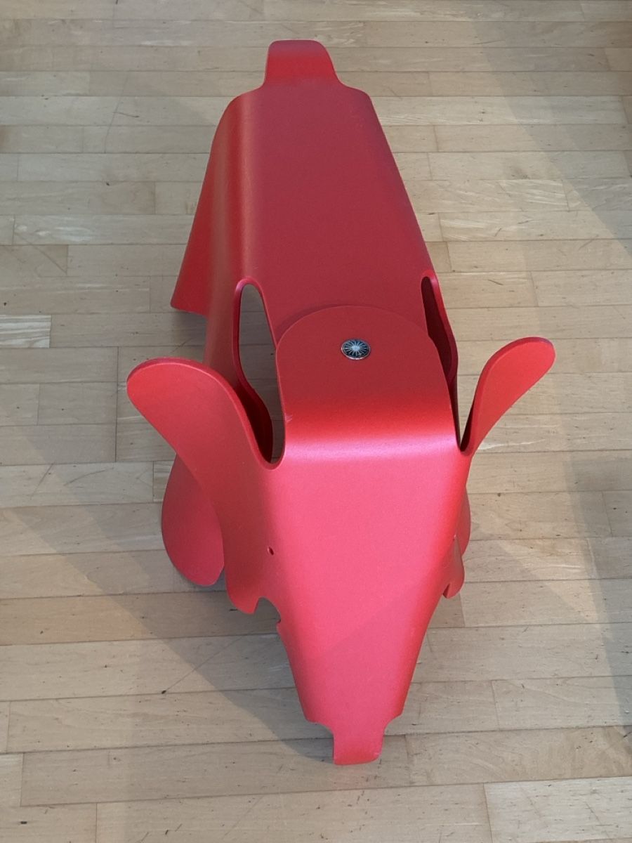 Vitra Tabourets: Vitra Eames Elephant rot Kunststoff neuwertig – Neuf (Voir description) à Wollerau par DerAlbrecht 2