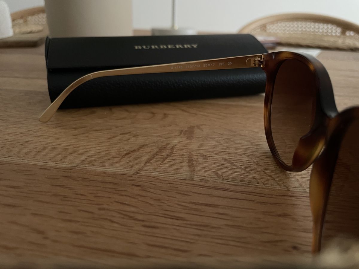 Burberry Brillen & Gläser: Burberry Sonnenbrille – Neu (gemäss Beschreibung) aus Zürich von lua_v9wj 5