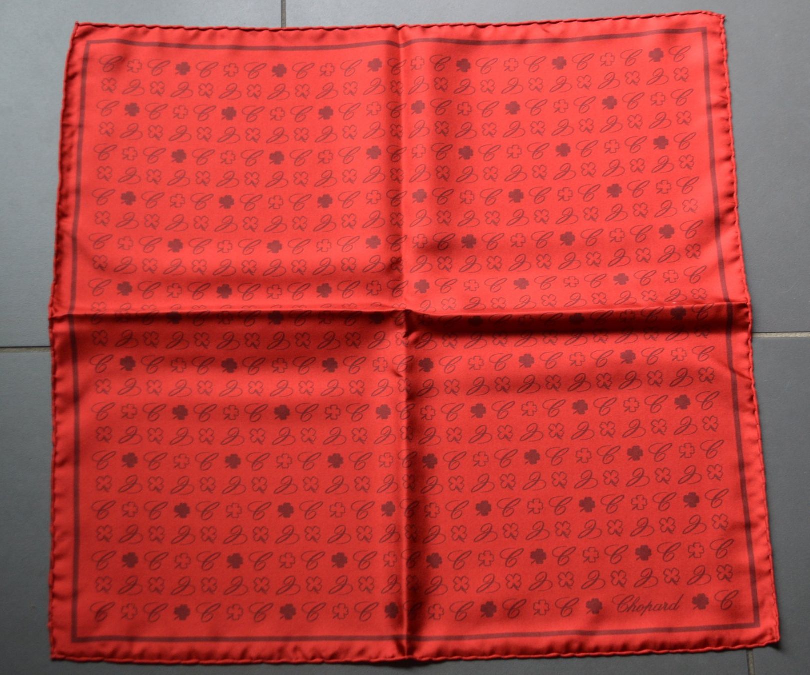 Chopard Foulard & Sciarpe: Seidentuch / Foulard en soie Chopard – Nuovo e nell'imballaggio originale da Collonges venduto da arashee 4