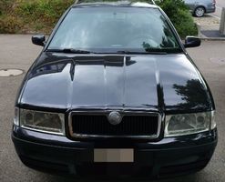 Skoda Octavia schwarz Occasion