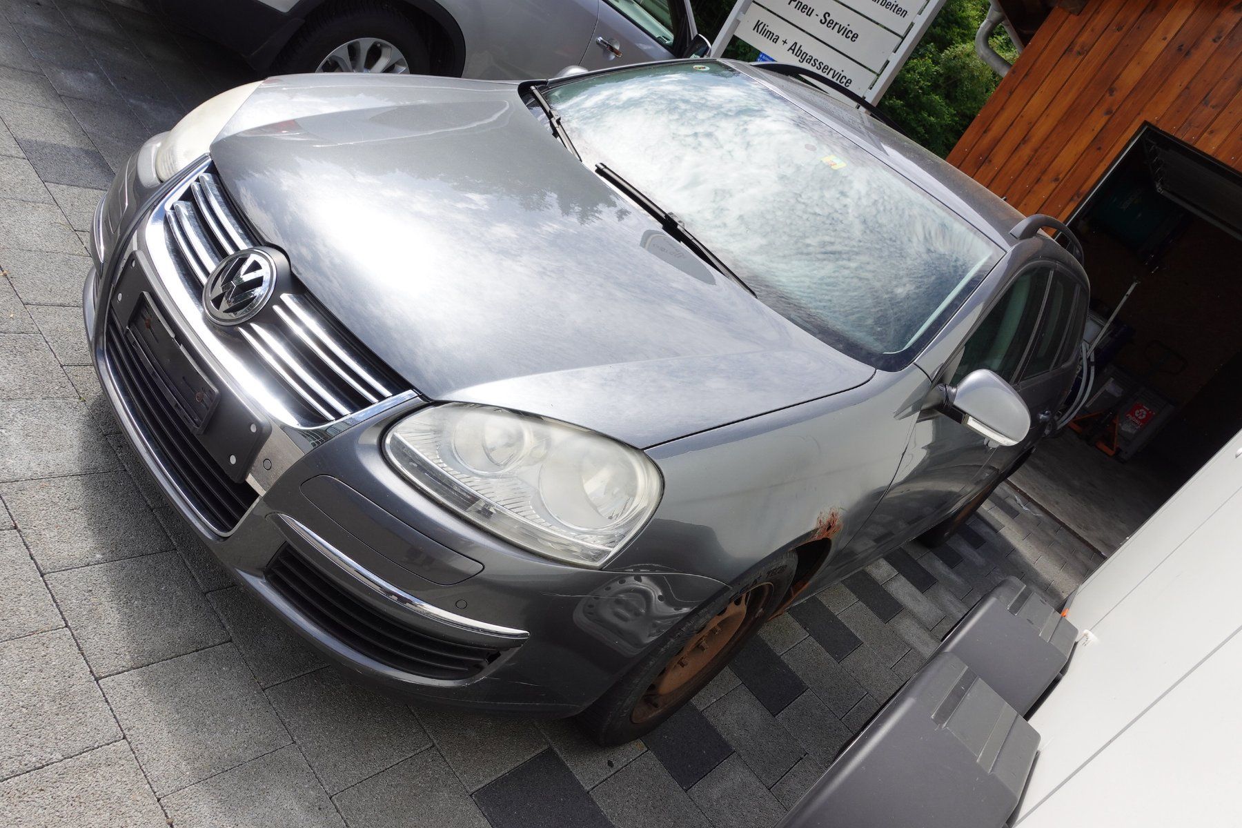 VW Automobili: VW Golf Variant 1.9 4M – Difettoso da Rüegsbach venduto da Garage3418 2
