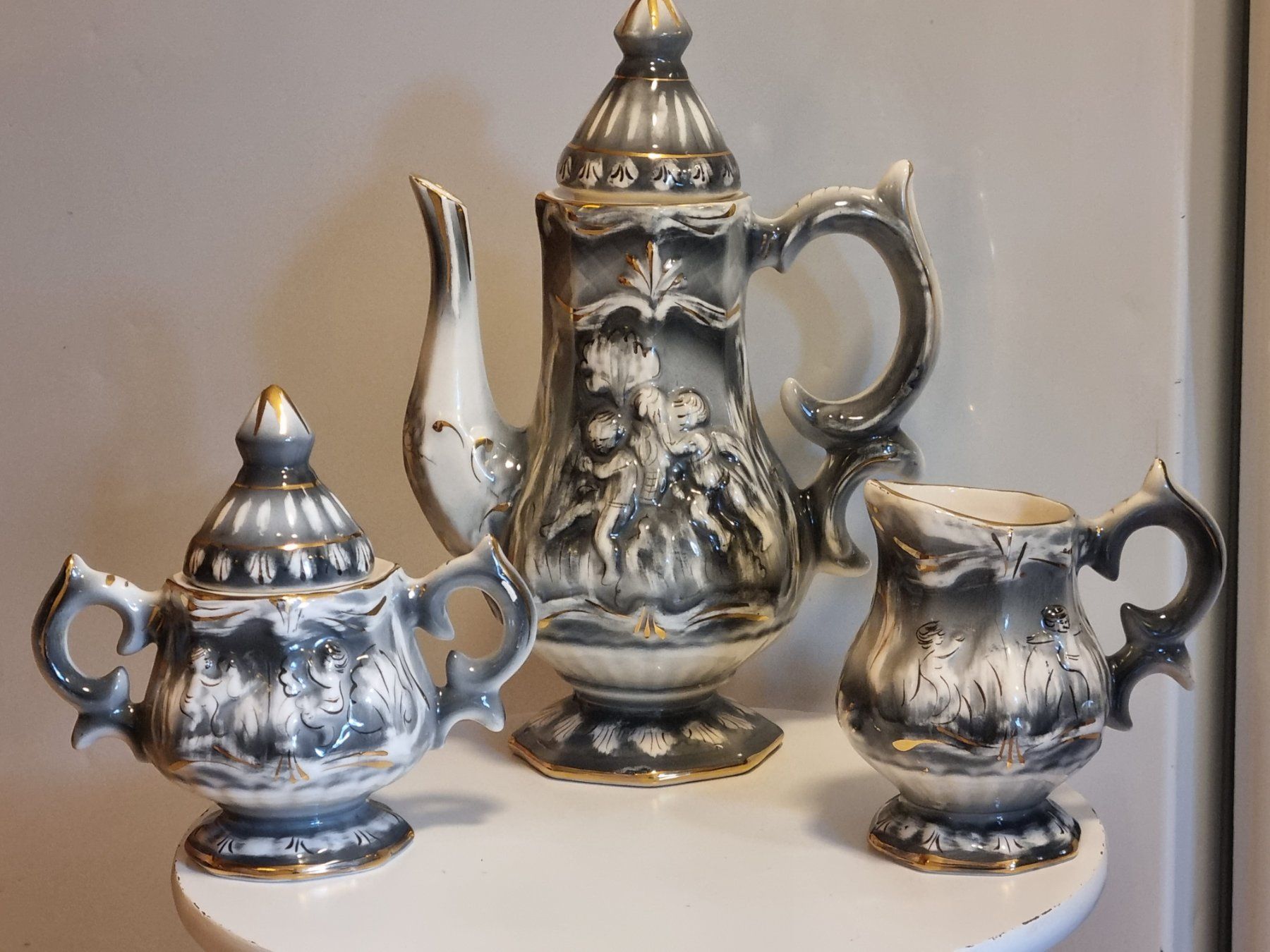 Set di piatti: Alcobaça Kaffee-Set Barock Rokoko Portugal – Usato da Scharnachtal venduto da devin03