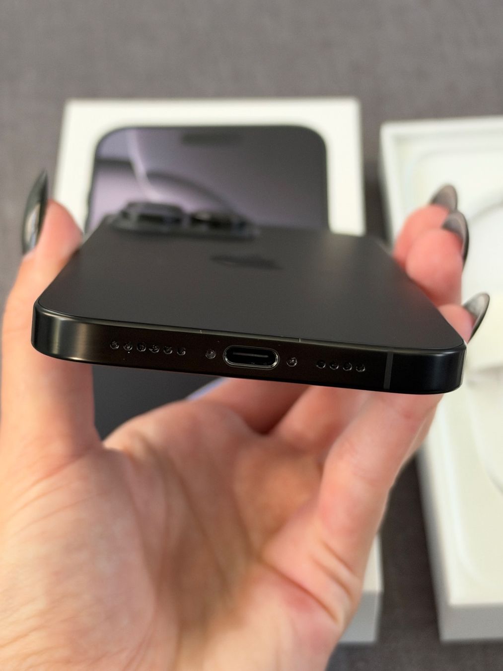 Apple Telefoni cellulari / Smartphones: iPhone 16 Pro Max, Originalverpackung GRATIS Versand + Hülle – Nuovo e nell'imballaggio originale da Bergdietikon venduto da wal_rr6b 3