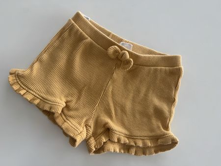 Sommerliche Baby Shorts von C&A, Grösse 92, Top Zustand