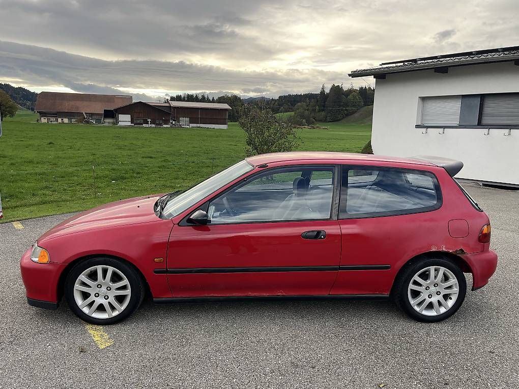 Automobili: Honda Civic 1.5 Vei VTEC – Usato da flühli venduto da squ_fn8p 1