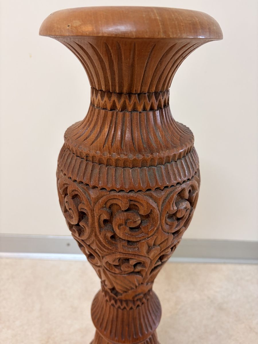 Vasi & Recipienti: Bodenvase aus Teakholz geschnitzt – Usato da Kölliken venduto da Sabay2012 1