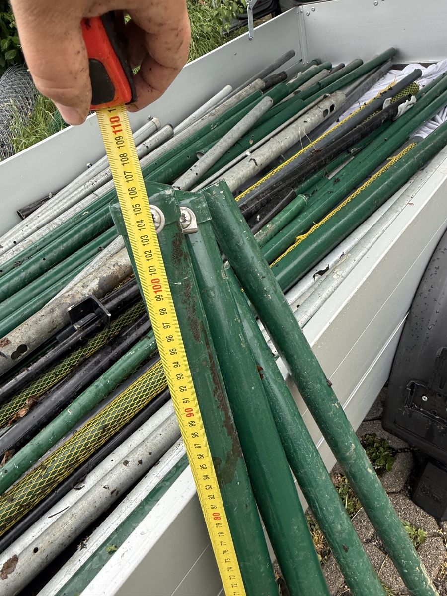 Recinzioni: Ab 1Fr Zaunpfösten – Usato da Oftringen venduto da sar_5sgb 1