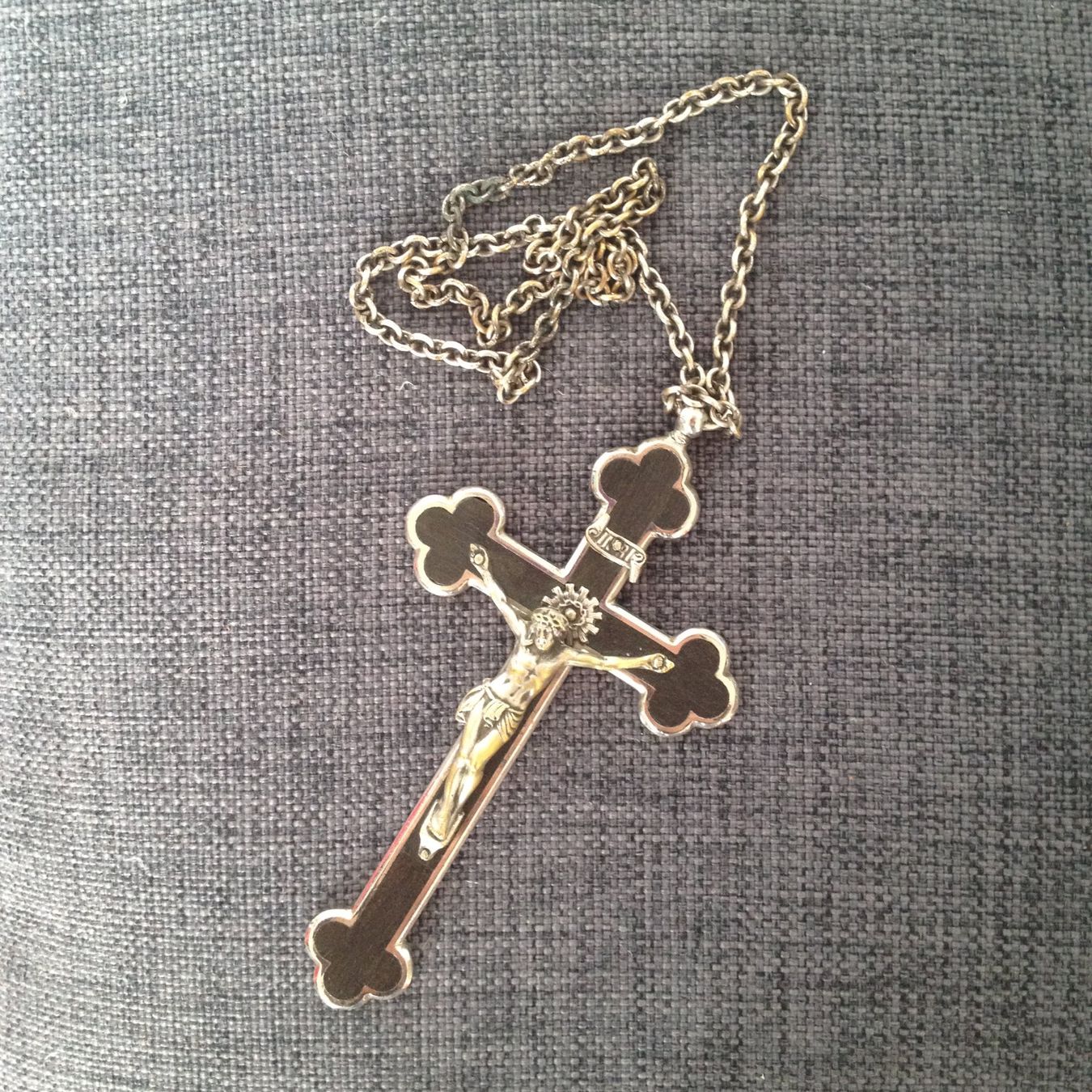 Altri gioielli: Kreuz mit Ebenholz – Usato da Bern venduto da kaefer555