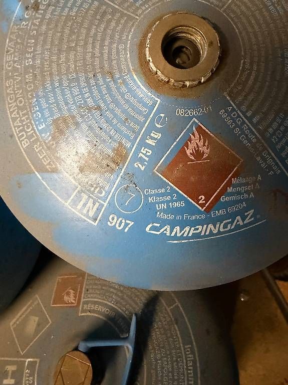 Apparecchiature e tecnologia a gas: Campingaz Flasche – Usato da Mörel venduto da haligali23 1