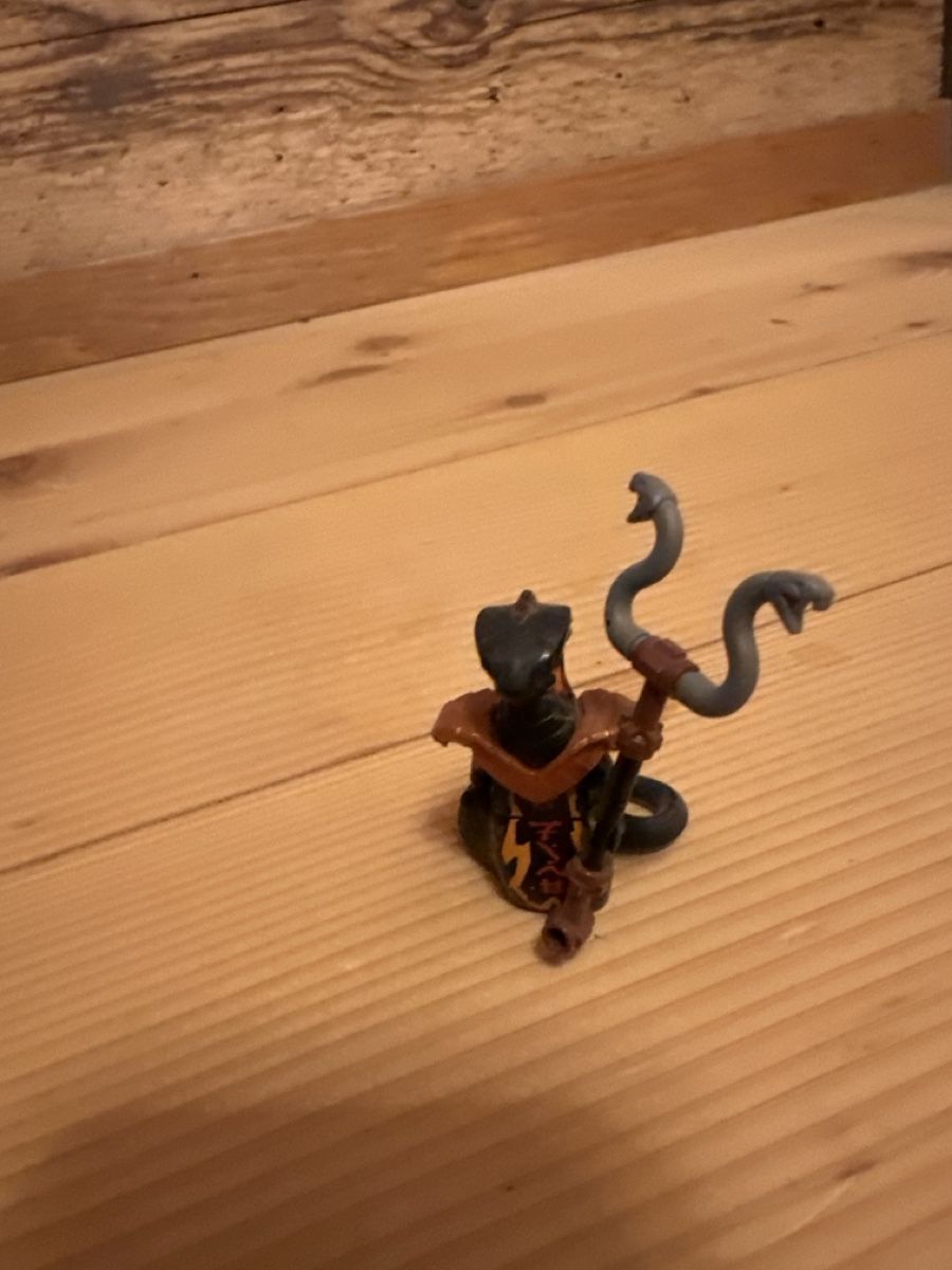 Lego Giocattoli: Lego Ninjago Figuren Set  gebraucht – Usato da Russikon venduto da Mimamimue 1