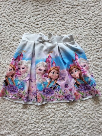 Kinderrock mit Elsa Motiv Grösse 110/116 