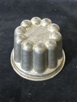 Antike Puddingform aus Edelstahl 