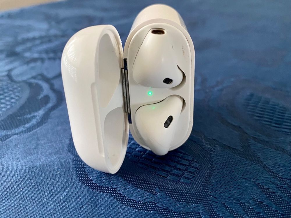 Apple AirPods (2. Generation) | Kaufen auf Ricardo