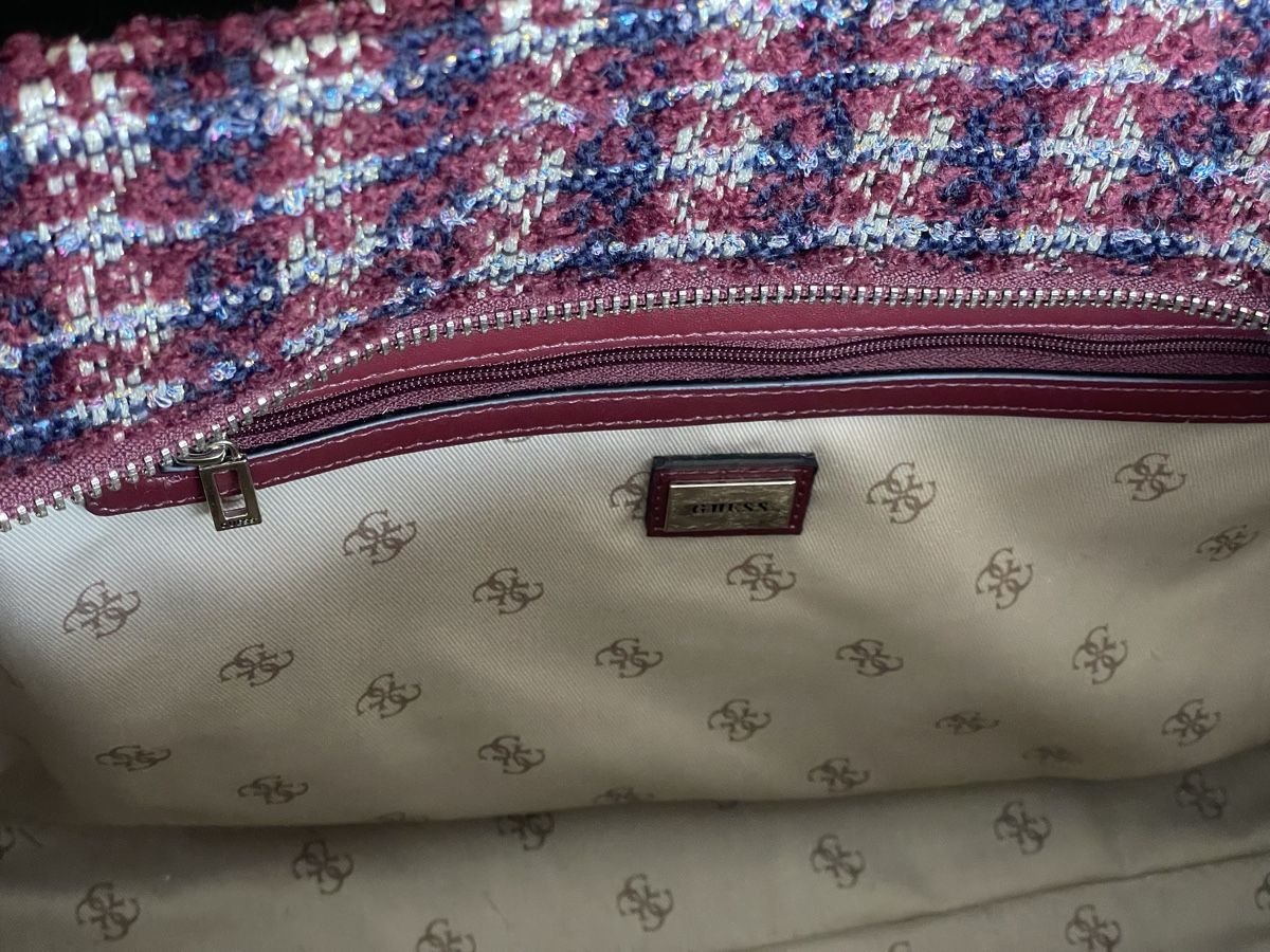 Guess Taschen für Damen: Guess Tweed Handtasche – Neu (gemäss Beschreibung) aus Rorschacherberg von Hitomi 4
