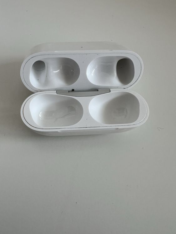 Apple Kopfhörer: Apple AirPods Pro Ladecase 1. Generation  – Gebraucht aus Bremgarten b. Bern von ete_petete 2