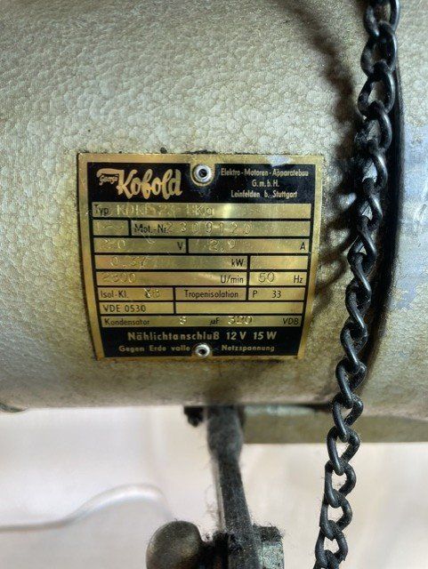 Machines à coudre: Overlock-Maschine – D'occasion à Zürich par manchester1979 1