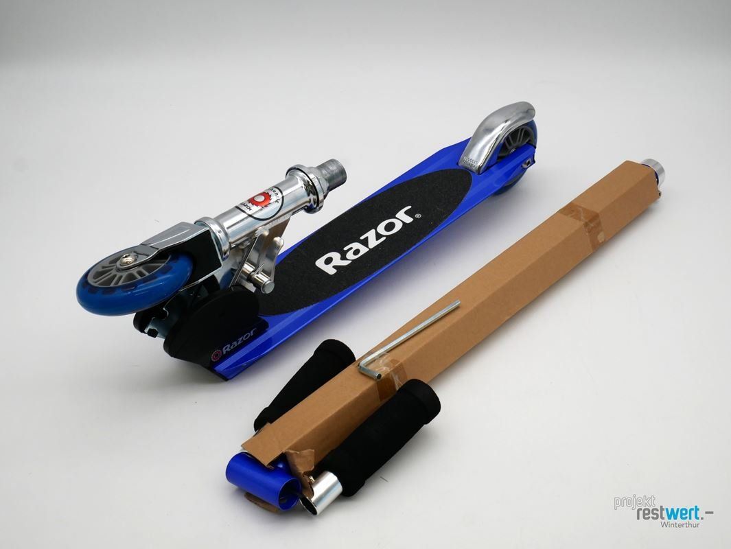 Kickboard: RAZOR S Sport Scooter 6+ – Nuovo (secondo la descrizione) da Winterthur venduto da Restwert_Winterthur 3