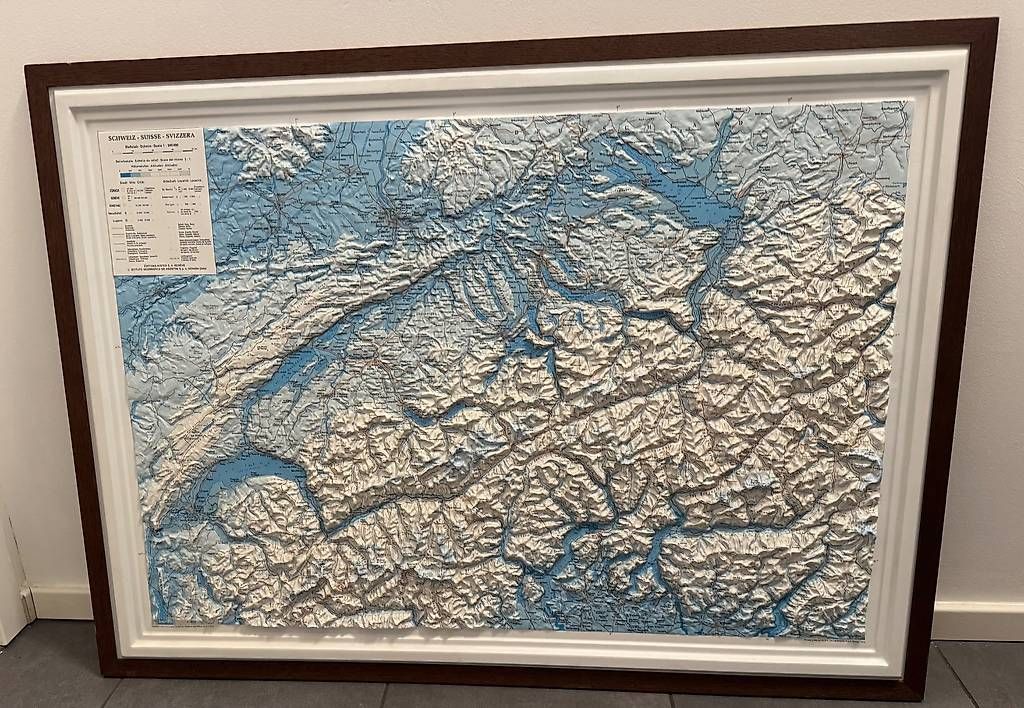 Cartine & Atlanti: 3D Relief Map Svizzera – Usato da Massagno venduto da whi_d5bd