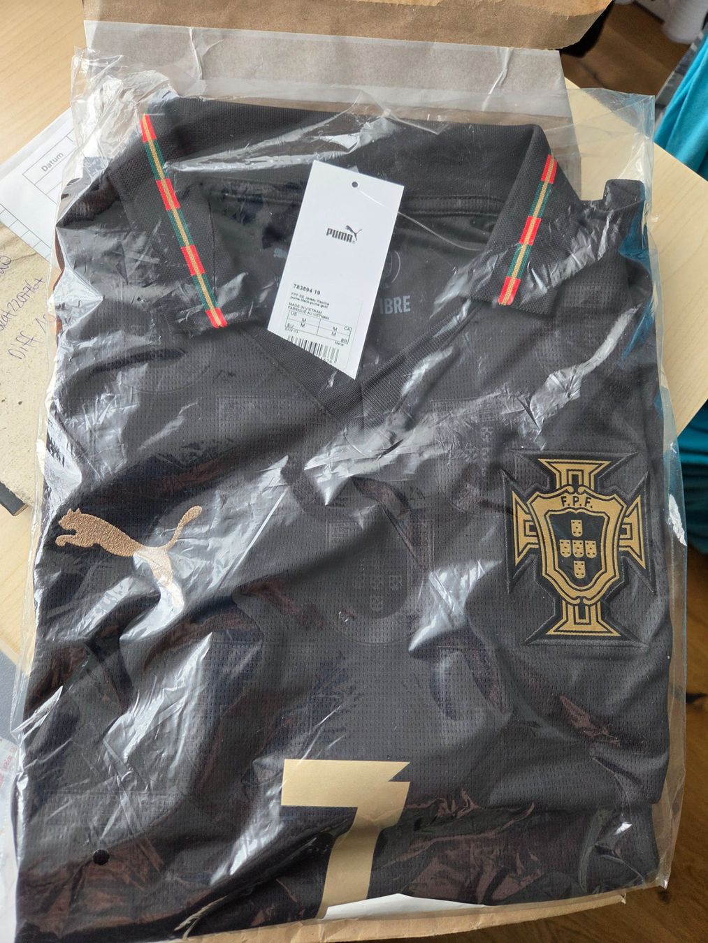 Canottiere & Pantaloni: Trikot Ronaldo – Usato da Rothenburg venduto da PetraImhof