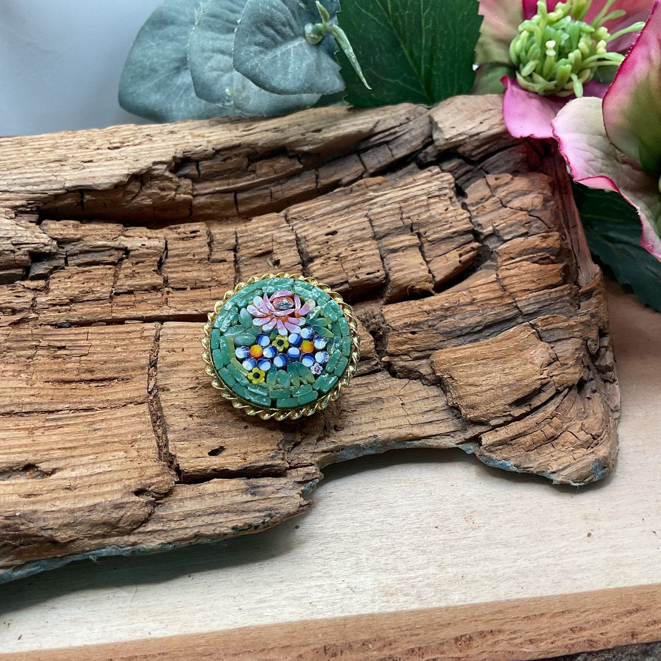 Spille & Fermagli: Brosche Mikromosaik Blumenbouquet – Usato da luzern venduto da Alpendorf1