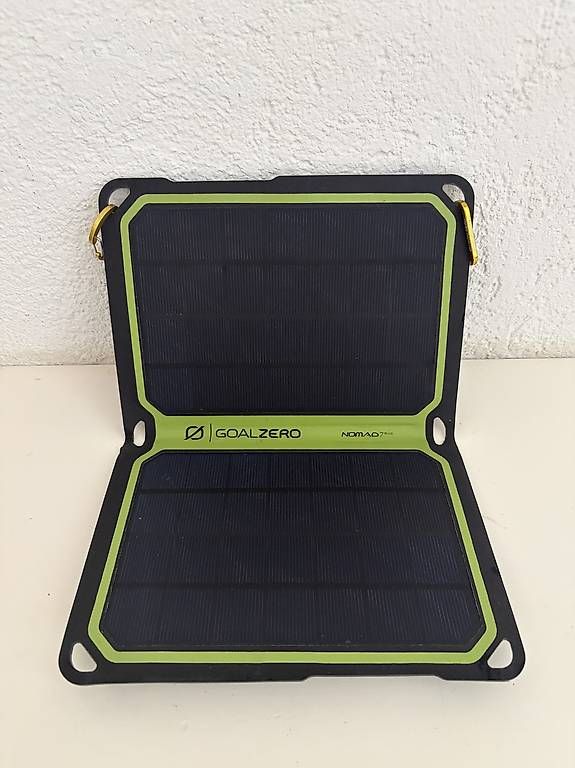 Goal Zero Panneaux solaires: Goal Zero Nomad7 Plus Solarpanel – D'occasion à Zürich par BenJoMusic