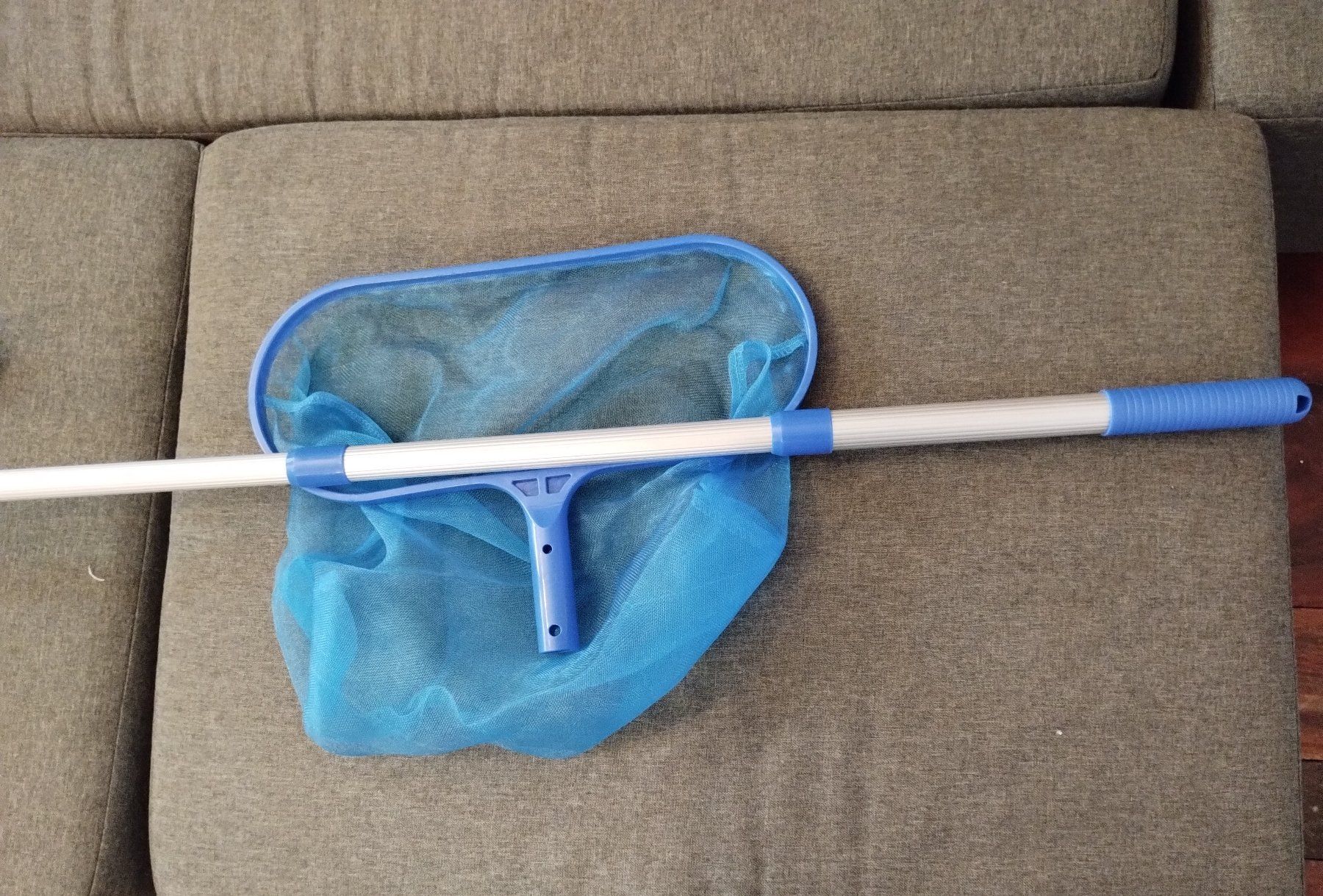 Piscine: Blaue Skimmernetz für den Pool – Nuovo e nell'imballaggio originale da Bremblens venduto da SHOPSPORT