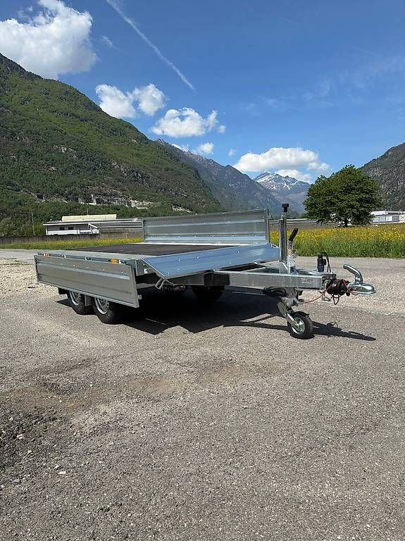 Rimorchi: Rimorchio modello T4 / Kg 2000 – Usato da Biasca venduto da rimotec 3