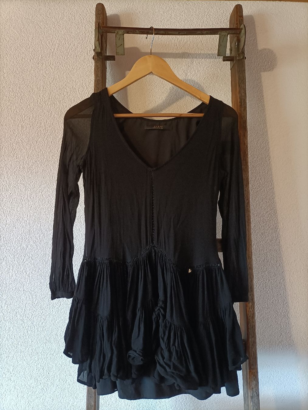 Guess Vestiti: Guess Kleid, Grösse XS, – Nuovo (secondo la descrizione) da St. Gallen venduto da jan_ccx7