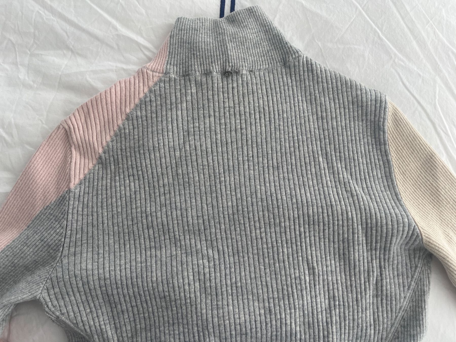 Sportmax Pullover & Sweatshirts: Original Sportmax Rollkragenpullover – Gebraucht aus Rüschlikon von ant_5v7g 4