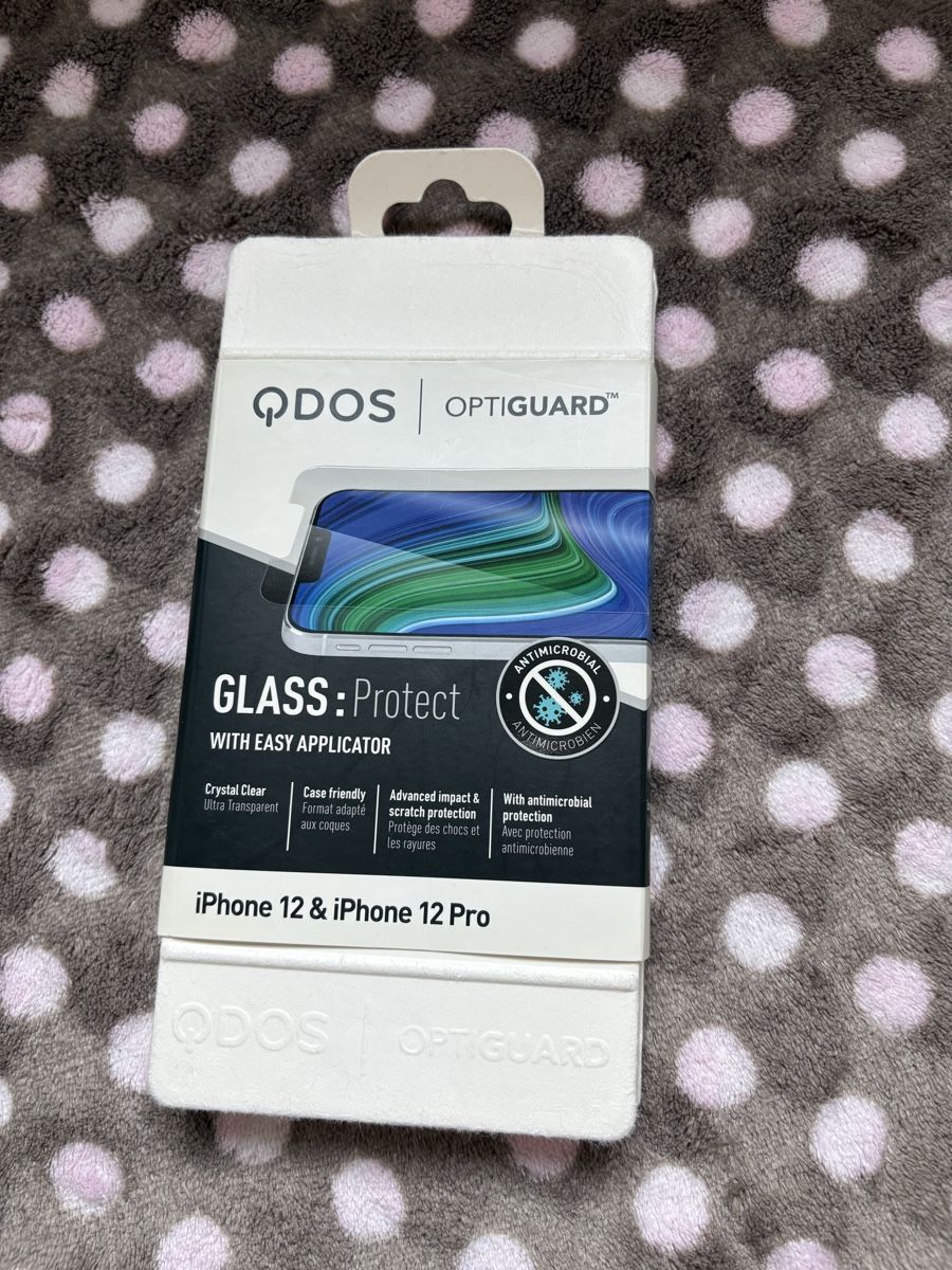 Lackretusche & Schutzfolien: Panzerglas iPhone 12 und 12 Pro – Neu und originalverpackt aus Brünisried von sve_vft2