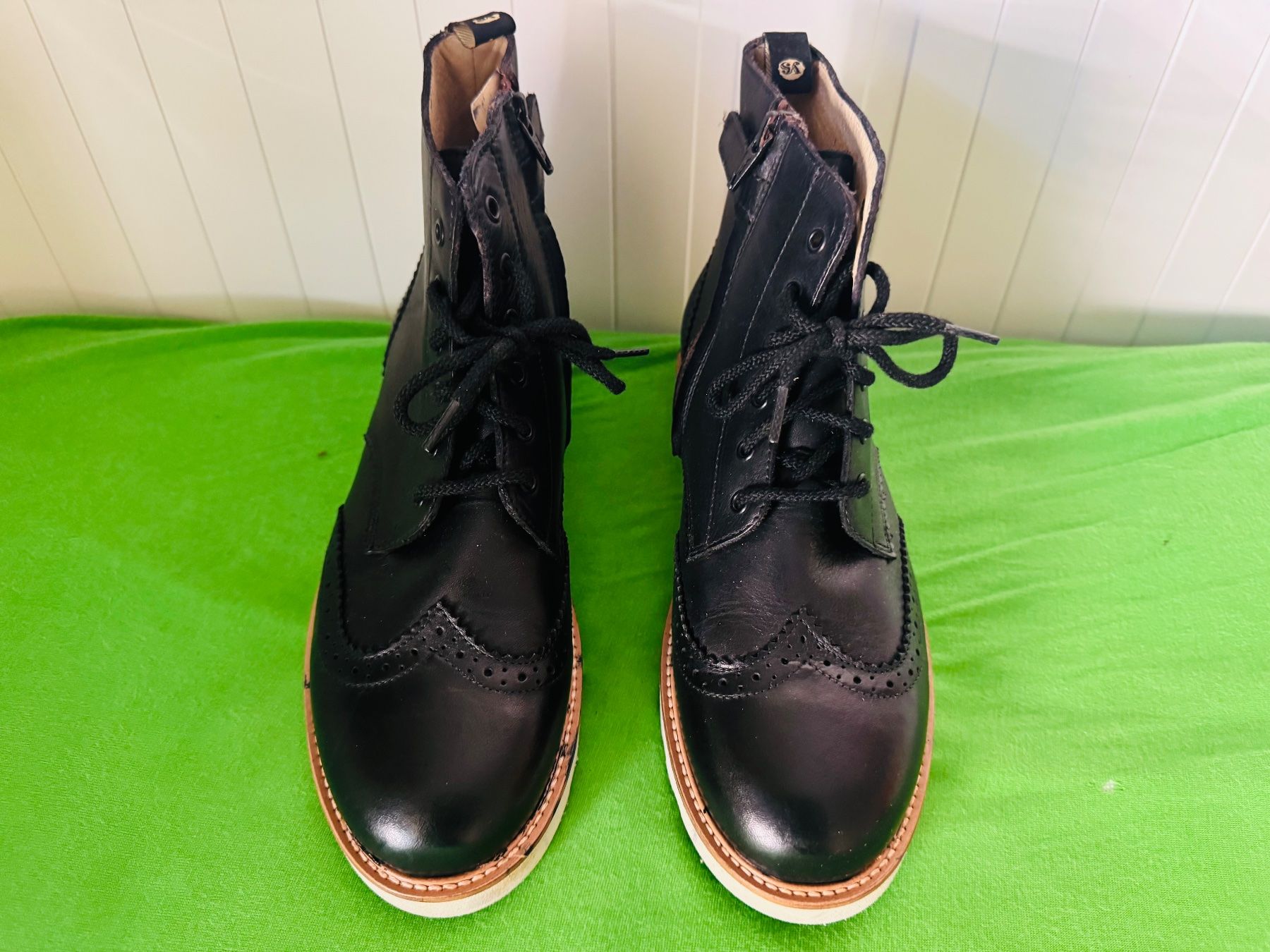 Scarpe da uomo: Bottines Young Soles – Usato da Carouge GE venduto da Myr_hbt9 1