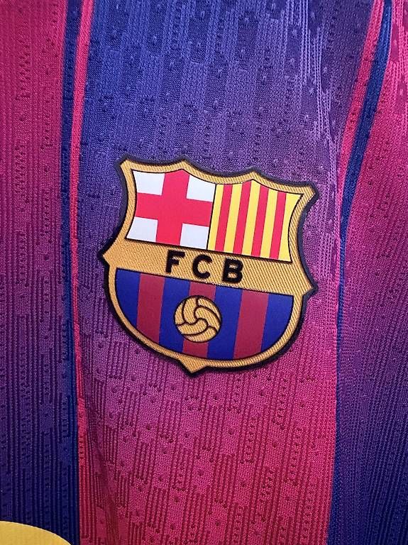 FC Barcelona Scarpe, pantaloni & magliette da ginnastica: FC Barcelona 25/26 Kindertrikot – Nuovo e nell'imballaggio originale da Zürich venduto da sab_pnd8 2