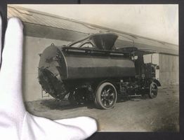 Fotografie LKW als Strassenreinigunsfahr